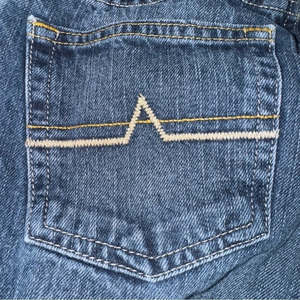 Urban Pipeline Boys Relaxed Straight Jeans Medium Wash Denim Size 8 Husky